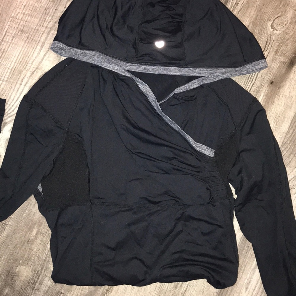 Lulu Lemon Hooded Pullover